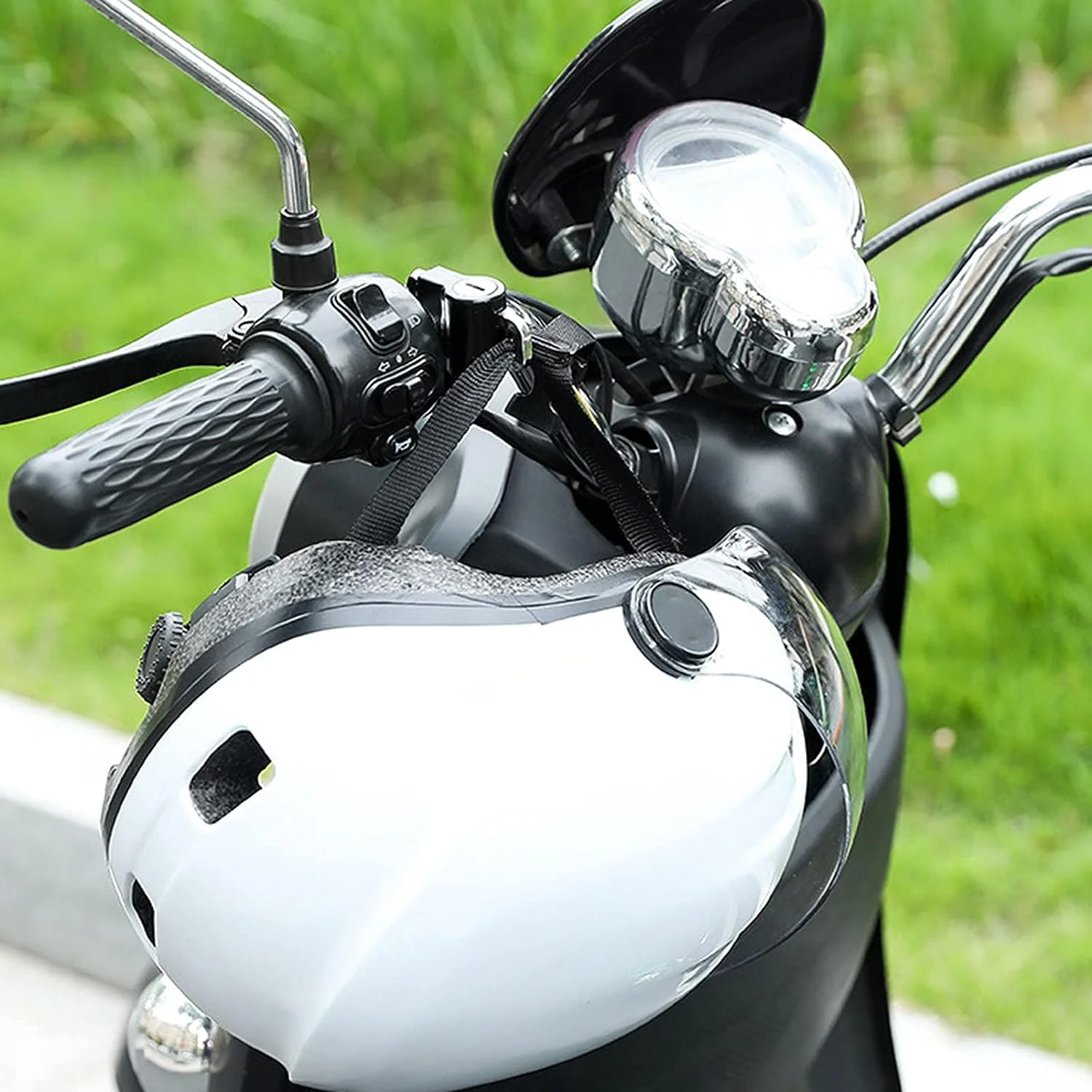 Handlebar Helmet Lock for Motorcycles - Image 6