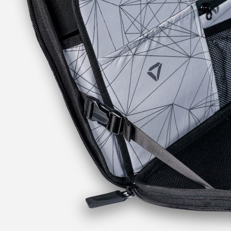 Carbonado Tusk Black Laptop Bag/ Case (Hard Shell) - Image 3