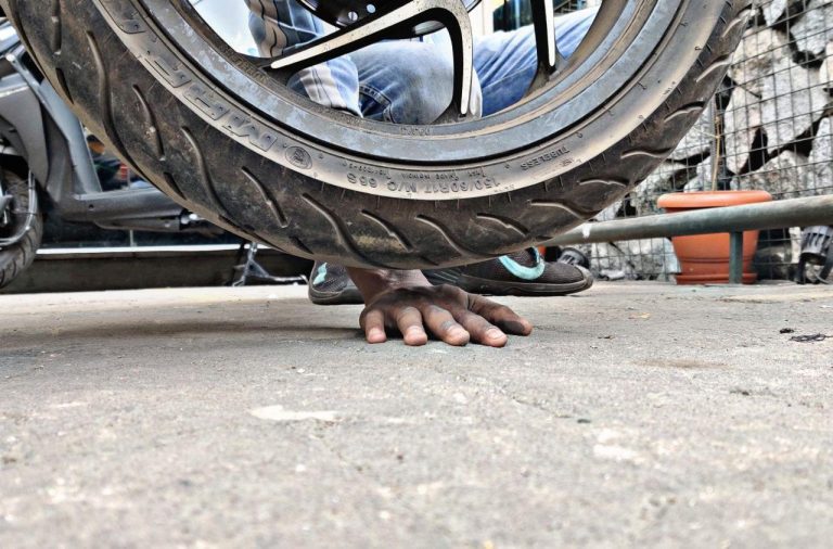Centre Stand for Bajaj Dominar - HRDOM213S - Image 5