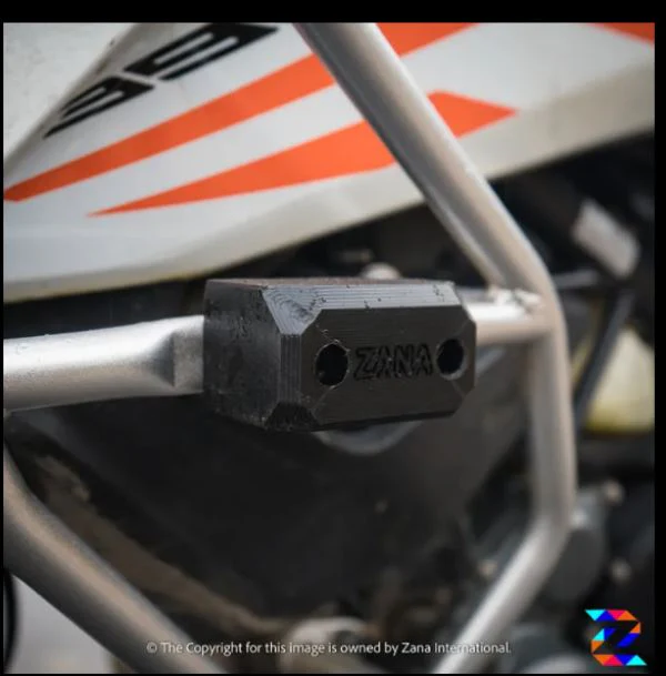 Crash Guard With Slider Kustom Silver for KTM Adventure 250/390 - ZANA, ZI-8122 - Image 4