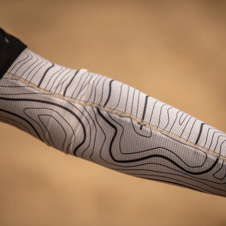 Eurus Cooling Arm Sleeves - Beige - Image 3