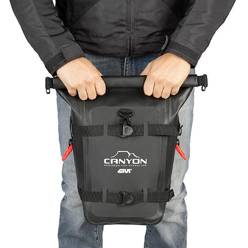 GIVI 8ltr Water Resistant Cargo Bag - GRT722 - Image 2