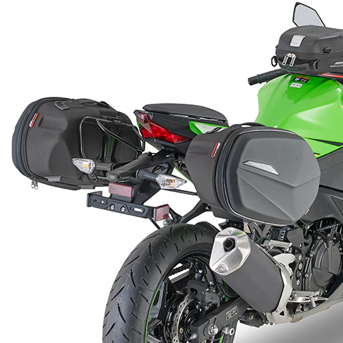 Givi Pair of Thermoformed Side Bags 25 + 25 Litres - ST609 - Image 2