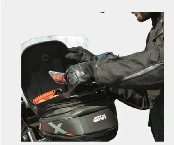 GIVI Tanklock Tankbag - XL06 - Image 3