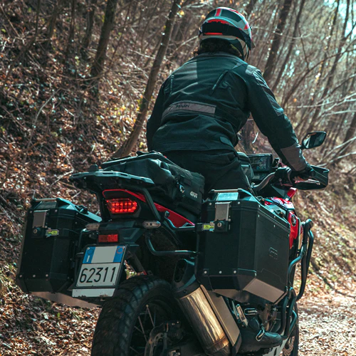 GIVI Trekker Outback Black Line Aluminium Side-case Matt Black Painted 37 Ltr - Image 5