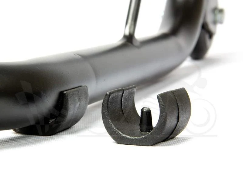 GrandPitStop-Non Dismantable Universal Rear Paddock Stand with Skate Wheels (Black) - Image 3