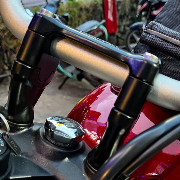Hyperrider-Handlebar Risers Type1 For Triumph Speed 400 (HRSPD40010S) - Image 2