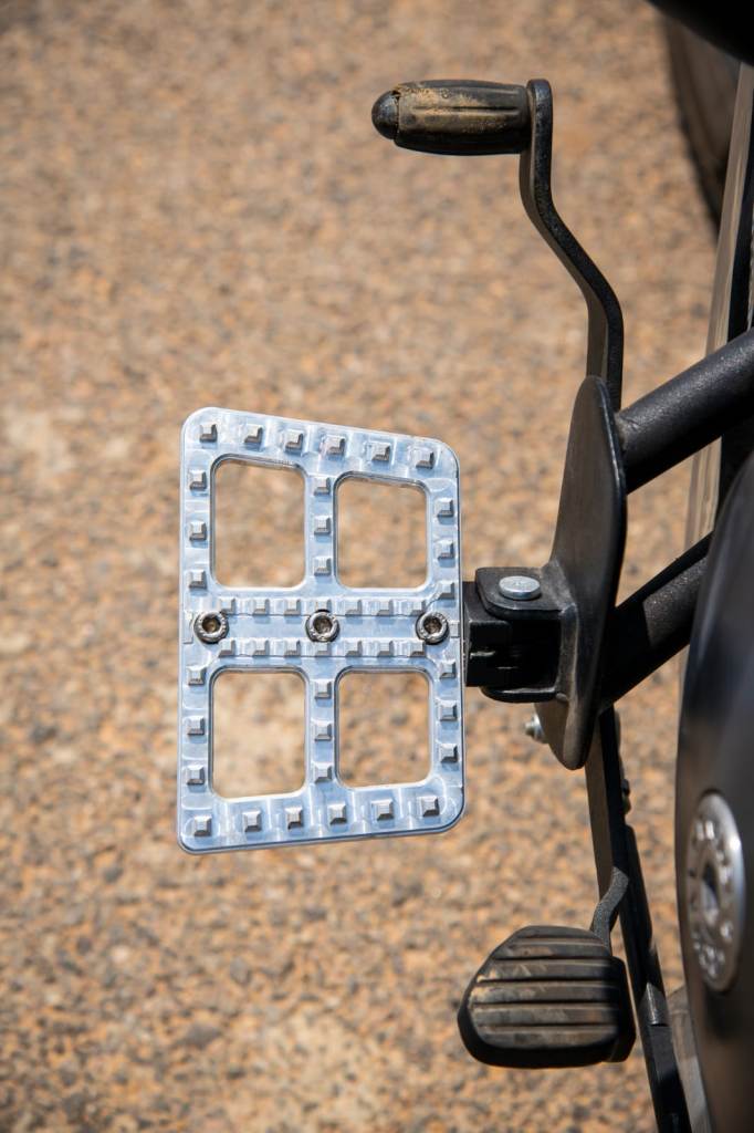 JOURNEY - Premium Aluminium Floorboard - Super Meteor 650 - Image 3