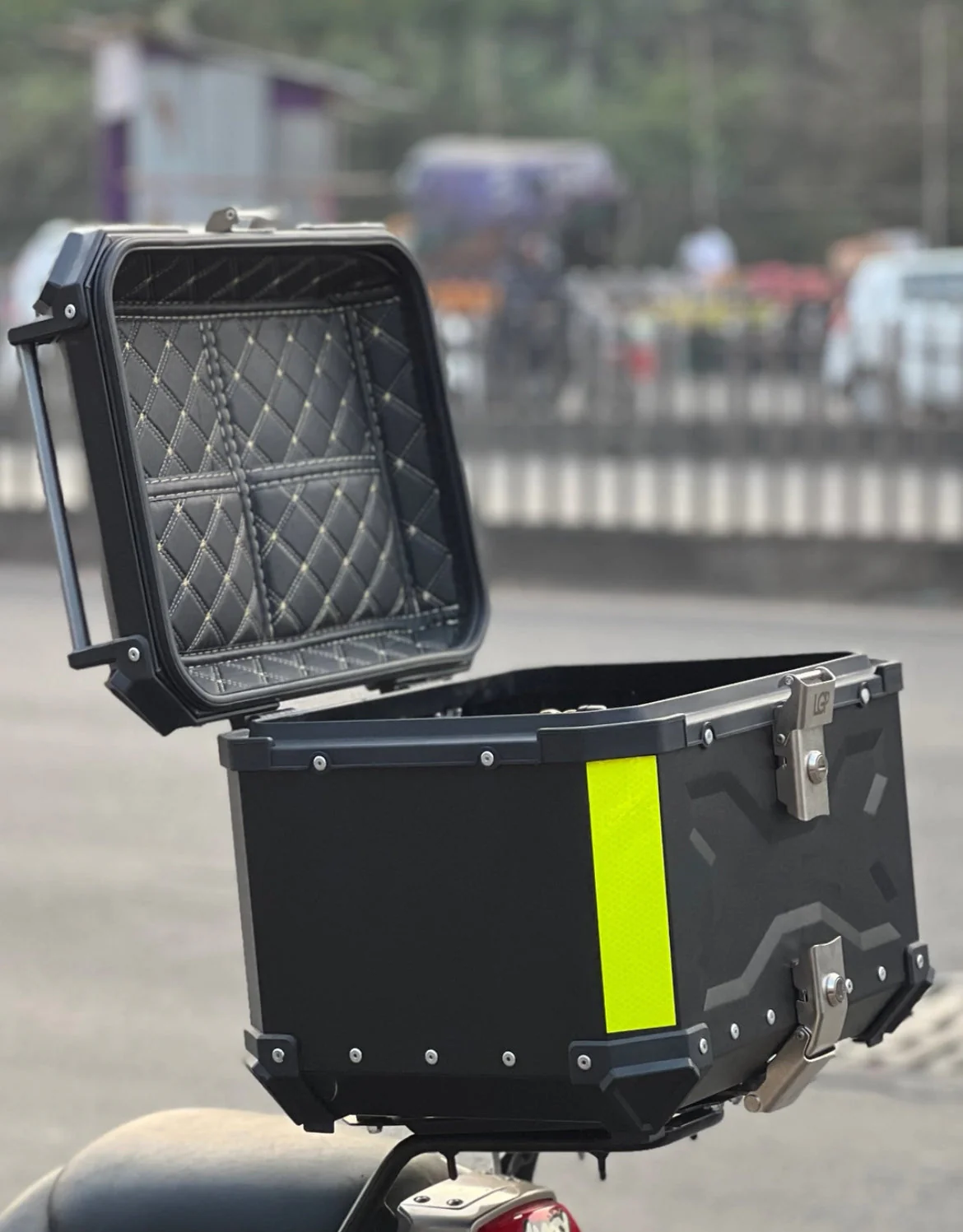 LGP Premium X Aluminium Top Box 45l-Black( Compatible For All Motorcycle )-LGP1130 - Image 11