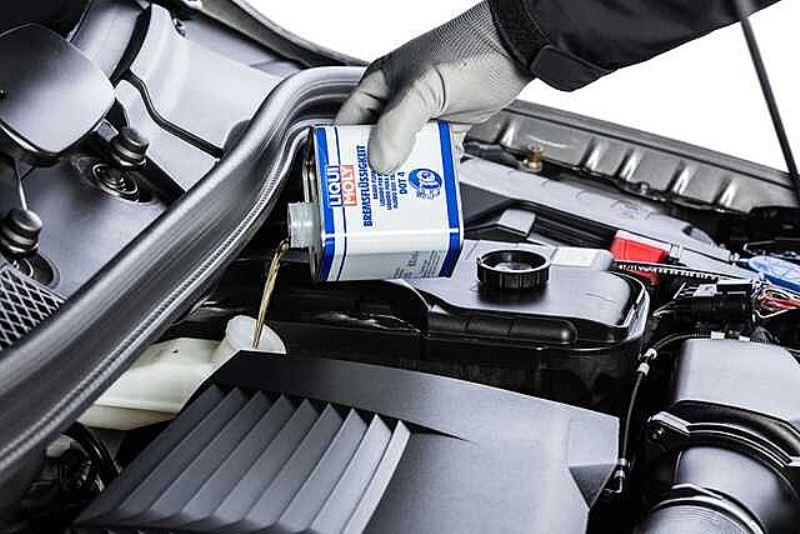 Liqui Moly Brake Fluid DOT 4 500ml - Image 2