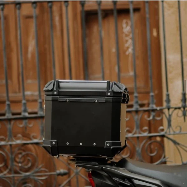 LS2 Aluminium Top Box Black - 45L - Image 3