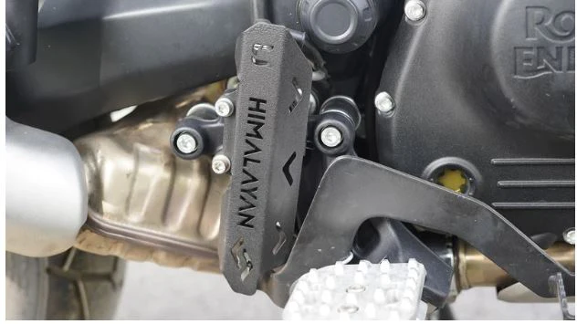 Master Cylinder Protector for Himalayan 450- Aluminium - Carbon Racing - Image 2