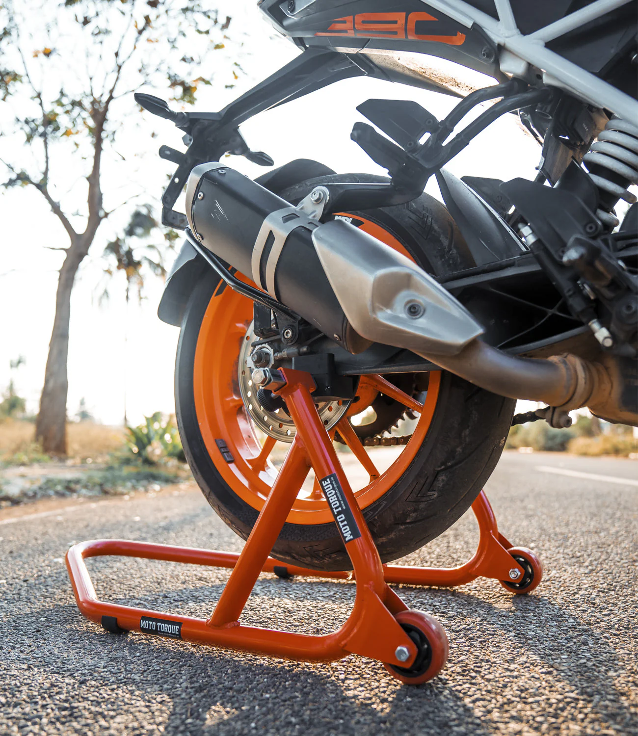 Moto Torque Yamaha Mt15 - Paddock Stand-Red-PADDOCK-00002 - Image 3