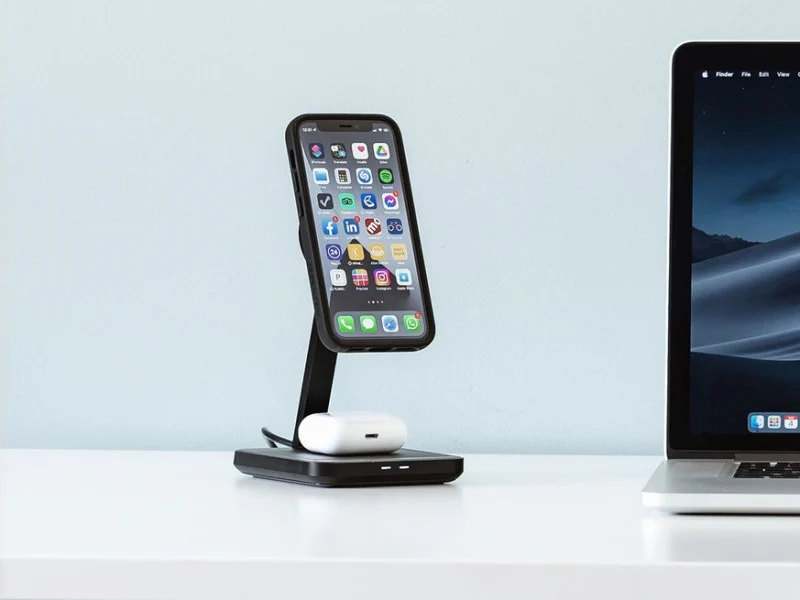 Quadlock® Dual Desktop Wireless Charger-QLM-2DWC - Image 10