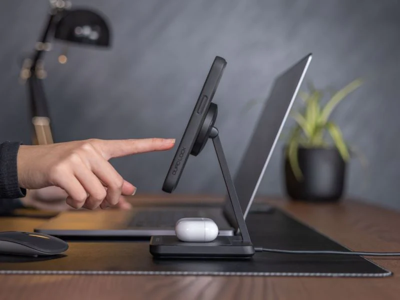 Quadlock® Dual Desktop Wireless Charger-QLM-2DWC - Image 2
