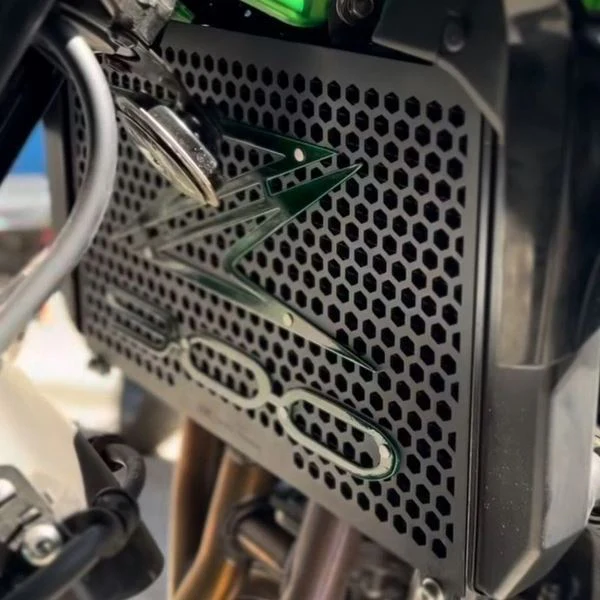 Rktech-Radiator Guard For Kawasaki Z900 (Type-4) - Image 2