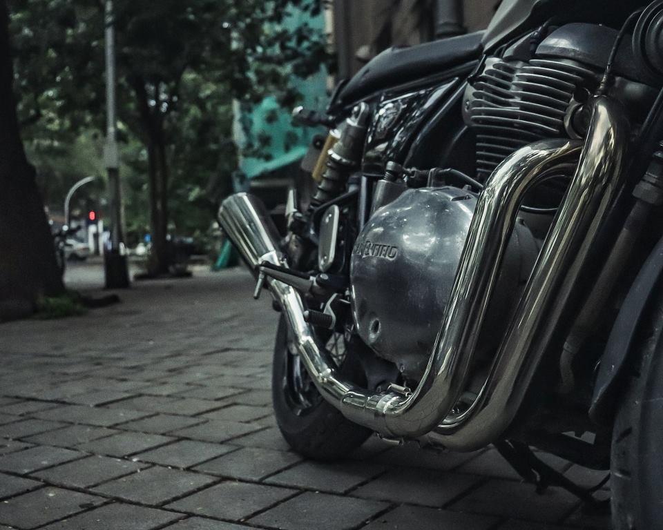 Royal Enfield- 2 x 1 Full System Exhaust with FAT CAN - Interceptor 650 / Continental GT 650 - SS Motocorp - Image 3