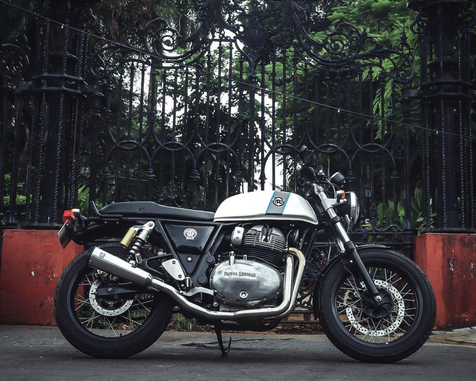 Royal Enfield- 2 x 1 Full System Exhaust with FAT CAN - Interceptor 650 / Continental GT 650 - SS Motocorp - Image 4