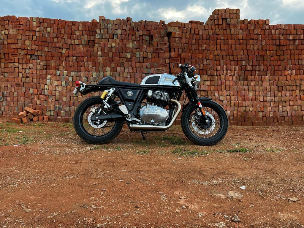 Royal Enfield-2 x 2 Full System Exhaust with SHORT CANS - Interceptor 650 / Continental GT650 - SS Motocorp - Image 4