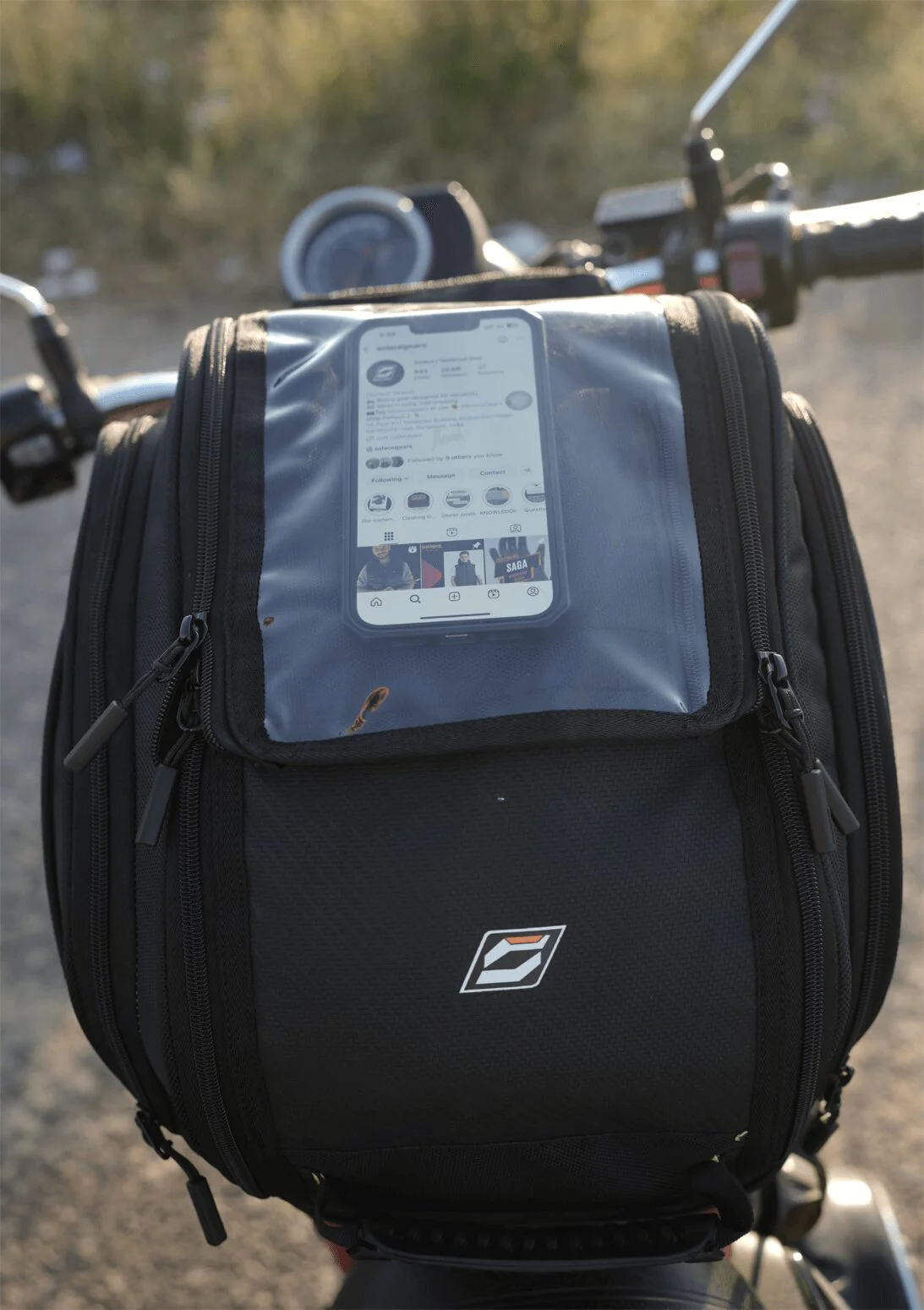 Solace Foldpac Magnetic Tank Bag - Image 4