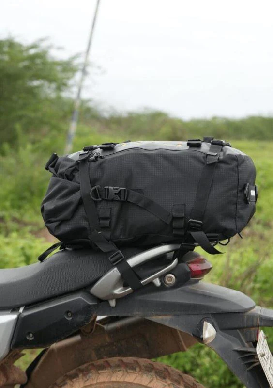 Solace Overlander Tail Bag 30L - Image 5