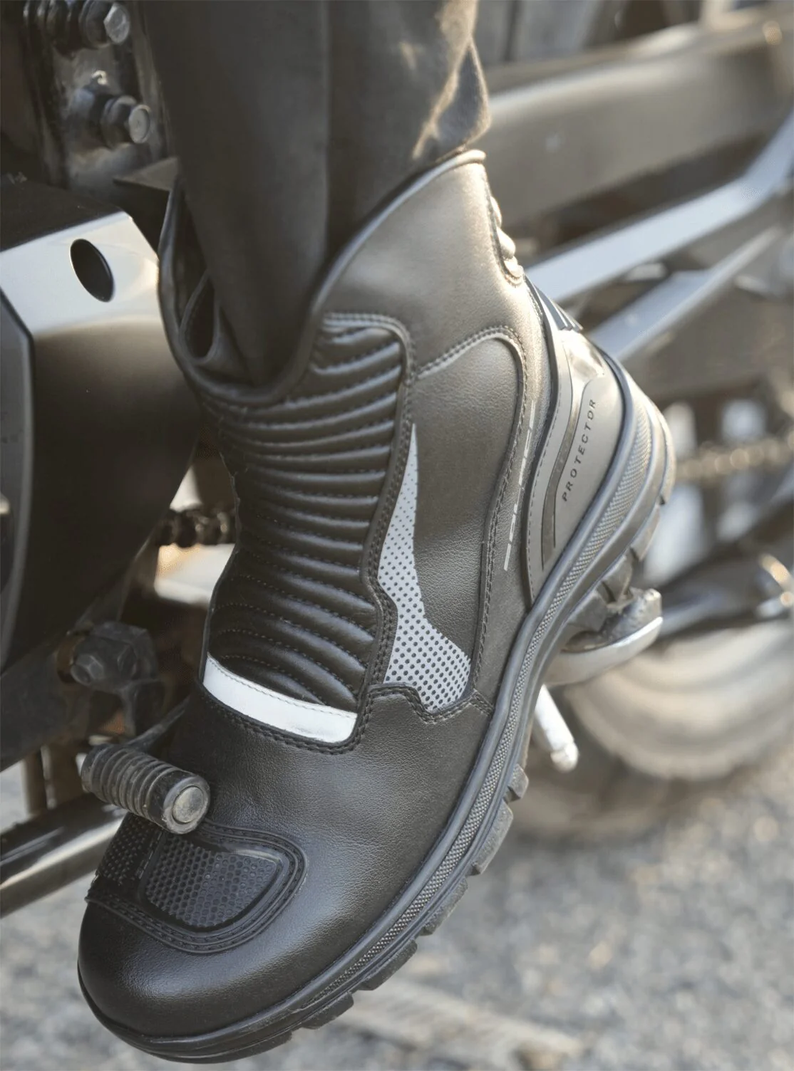 Solace Scout Motorcycle Boots (B.Grey) - Image 5