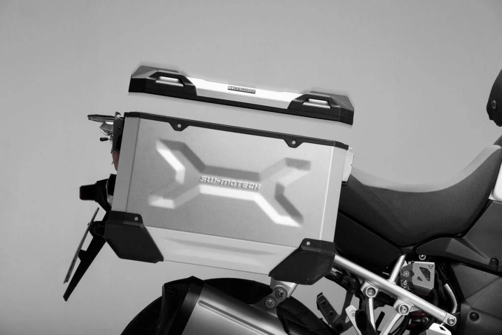 SW-Motech 37L TraX ADV Pannier – Right - Silver - ALK.00.733.11000R/S - Image 2