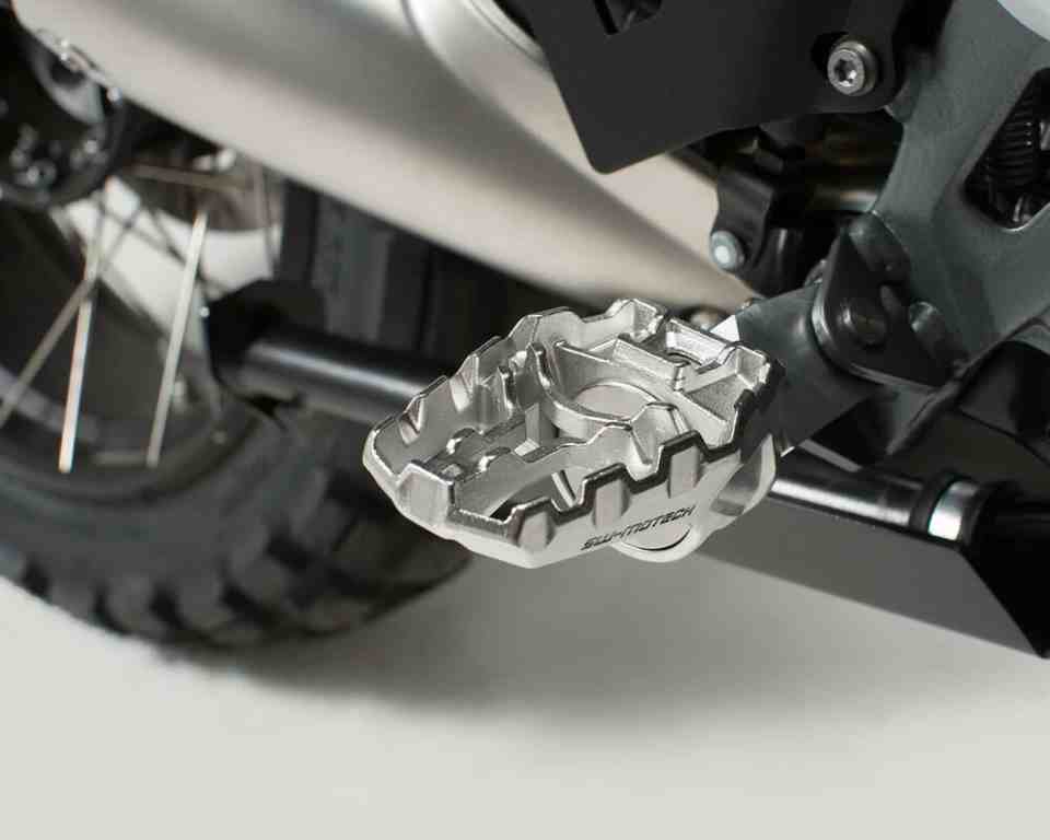 SW-Motech EVO Footrest Kit for BMW F750GS / F850GS - FRS.07.112.10701 - Image 4