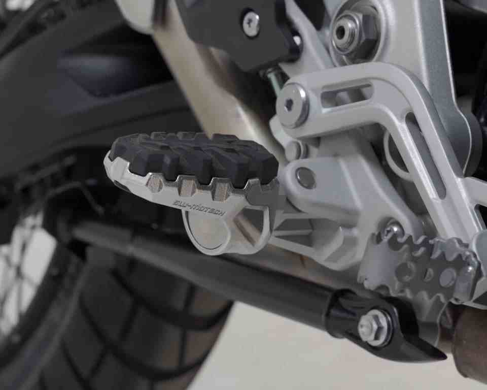 SW-Motech EVO Footrest Kit for Triumph Tiger 1200 Rally Explorer - FRS.11.112.10600 - Image 5