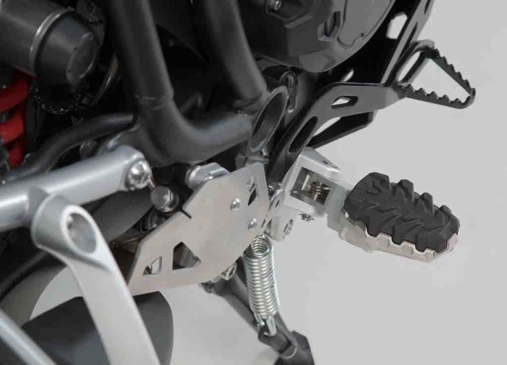 SW-Motech EVO Footrest Kit for Triumph Tiger 800/ 900/ 1200 & Scrambler 1200 - FRS.11.112.10103 - Image 4
