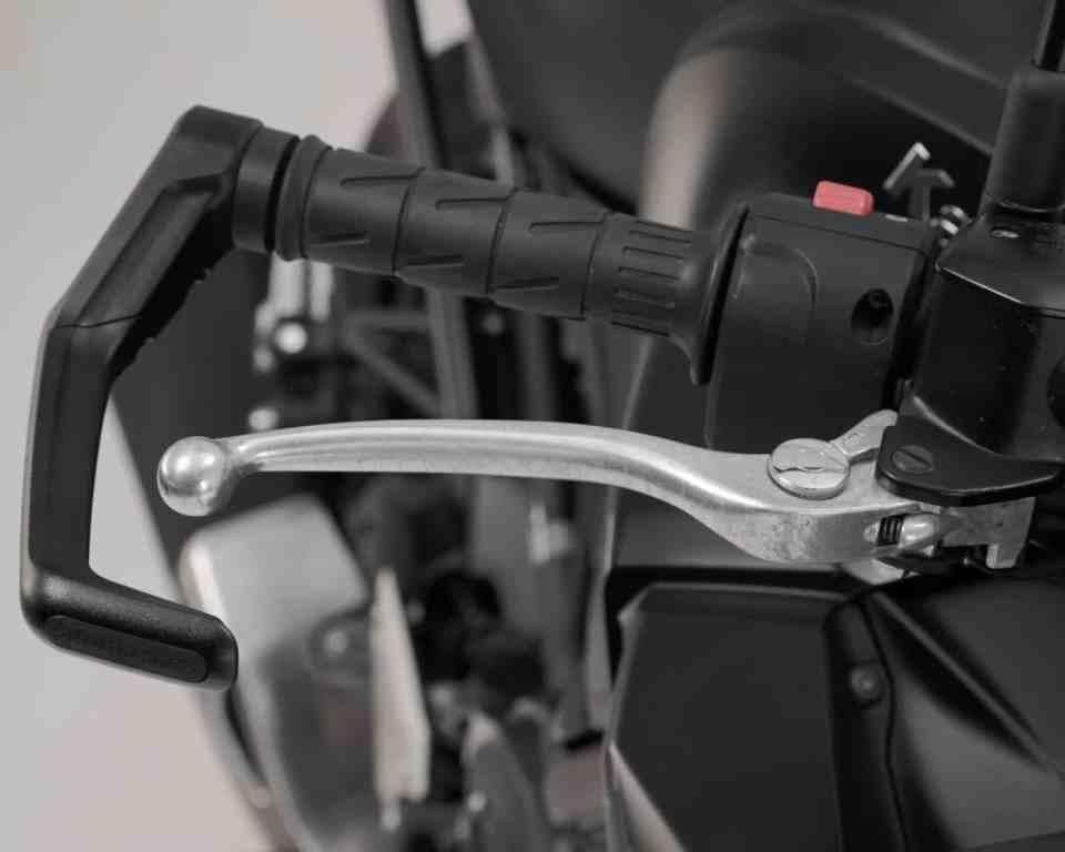 SW-Motech Lever Guards for Kawasaki Z900 - LVG.08.868.10000/B