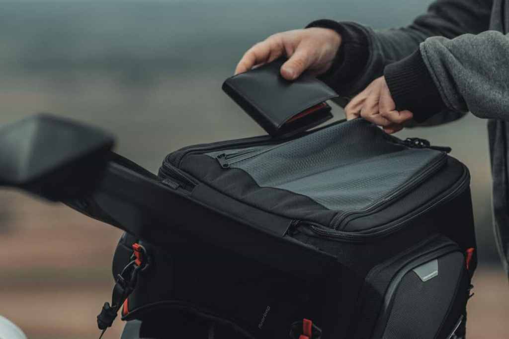 SW-Motech PRO Rearbag Tail Bag - BC.HTA.00.304.30000 - Image 4