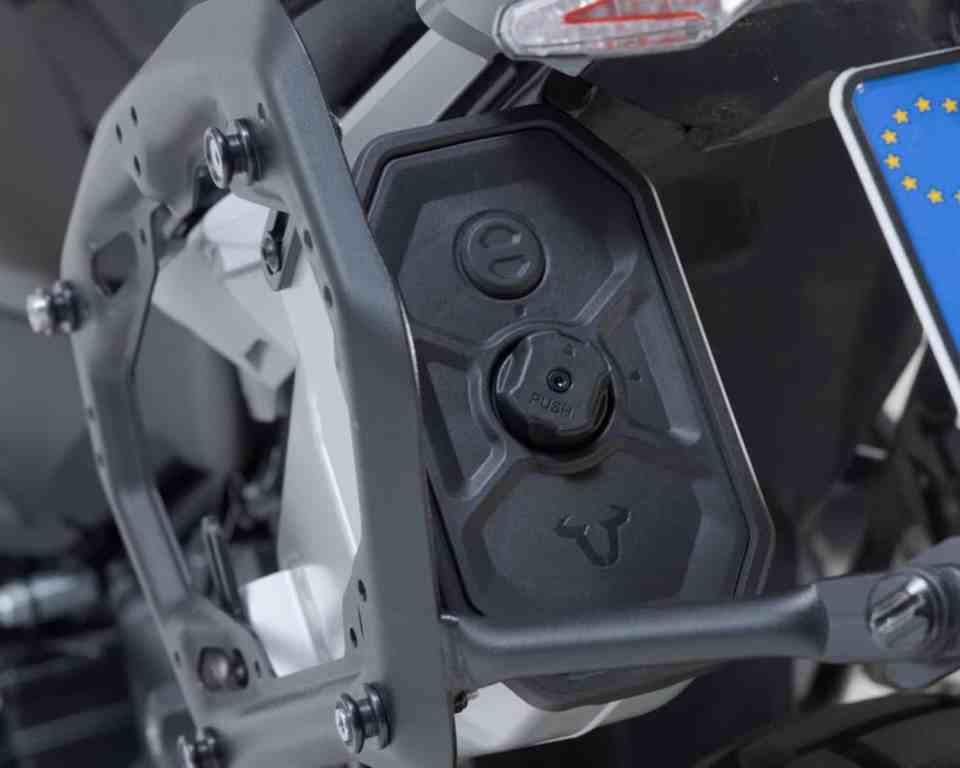 SW-Motech TRAX Toolbox – Silver - KFT.00.152.30300/S - Image 3