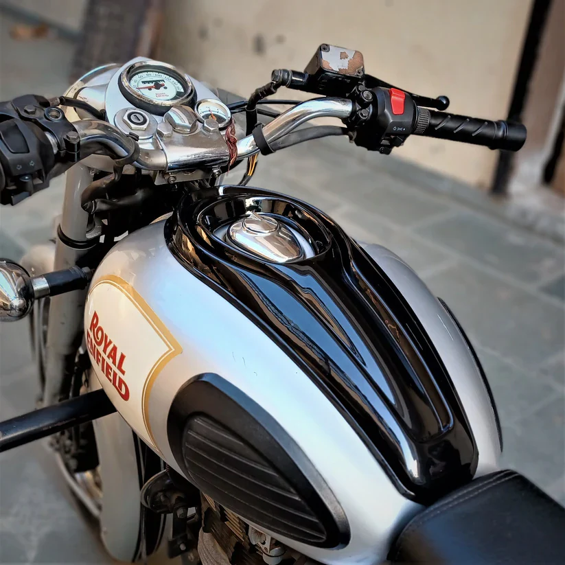 Saiga TankTie for Royal Enfield Classic 350 (2014 - 2021)