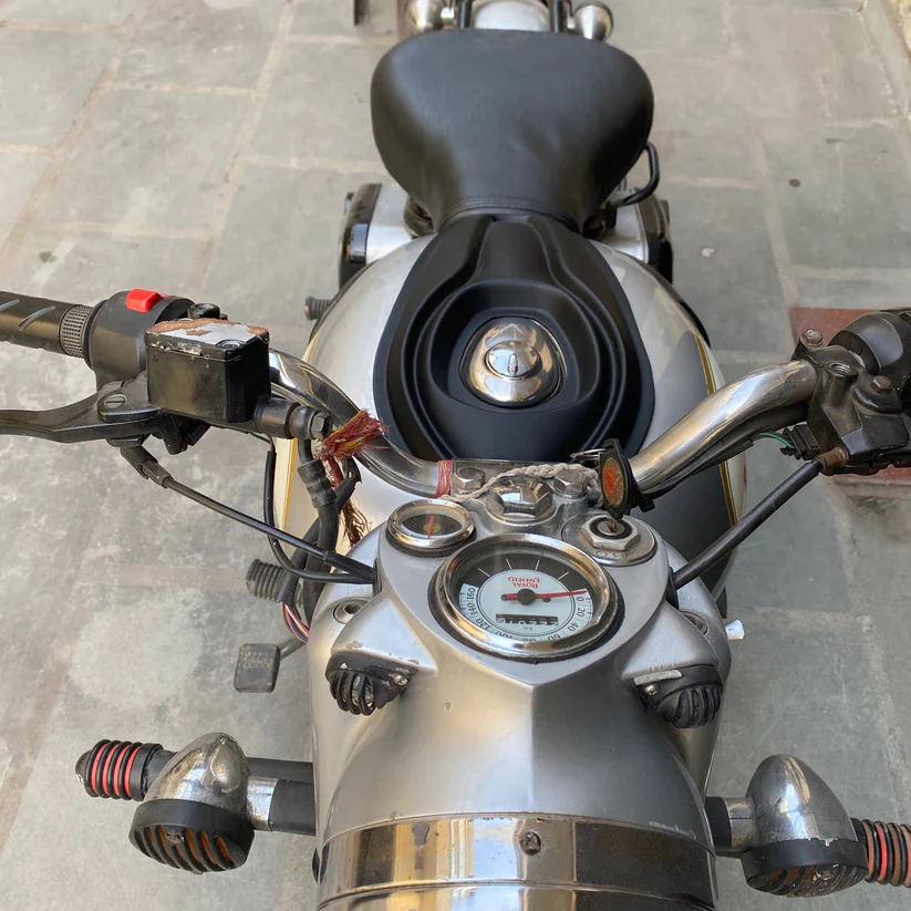 Saiga TankTie for Royal Enfield Classic 350 (2014 - 2021) - Image 5