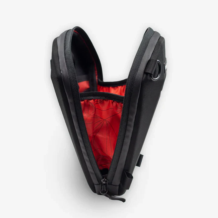 Carbonado Todd Sling Bag - Black - Image 2
