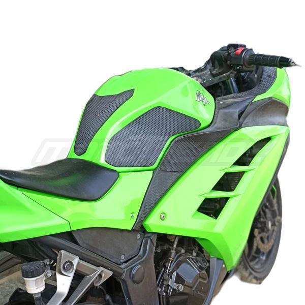Traction Pads – Kawasaki Ninja 300 - Image 5