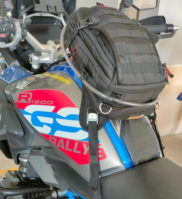 Trek N Ride TrailHawk Motorcycle Tank Bag with Hydration Pack