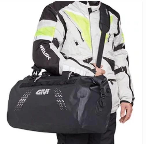 UT803 Waterproof Cargo Bag, 40 Litres - GIVI - Image 2