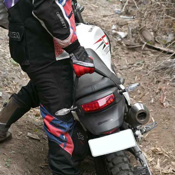 Viaterra Xpulse 200 Rear Pull Strap - Image 8