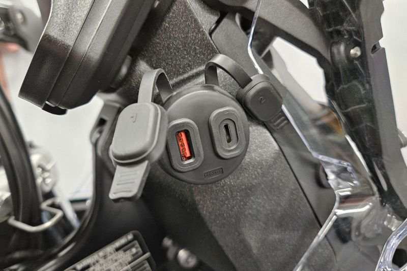 Wunderlich-USB / USB-C dual socket For BMW R Series-45011-200 - Image 5