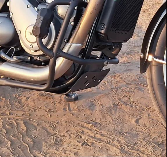 ZANA Bash Plate for BSA Goldstar 650 (Aluminum Black) - ZI-8539 - Image 2